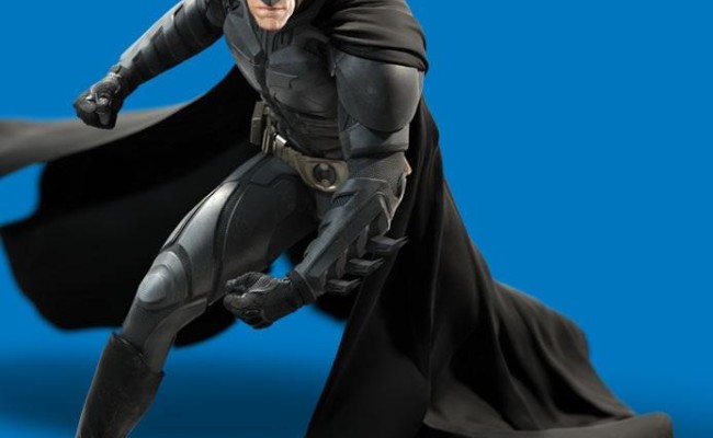 New Image Of Batman From The Dark Knight Rises