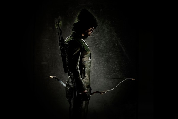 First Look At Green Arrow In ‘Arrow’; More Details Released