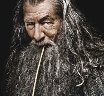 Does Gandalf Fight Sauron In THE HOBBIT Trailer?