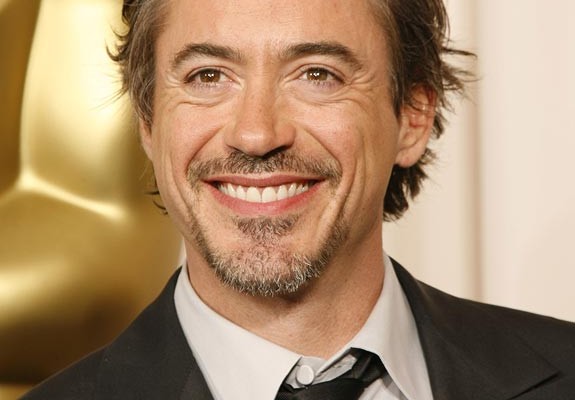 CONFIRMED: Robert Downey Jr To Return As Iron Man In THE AVENGERS Sequels