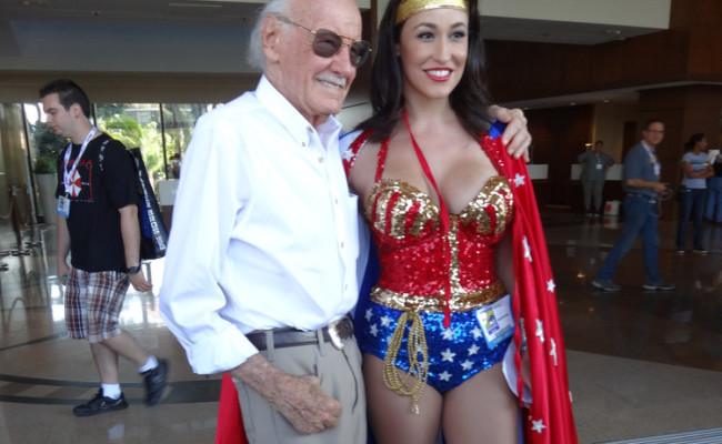 SDCC Picture of the Day: Stan Lee Chilling with Wonder Woman