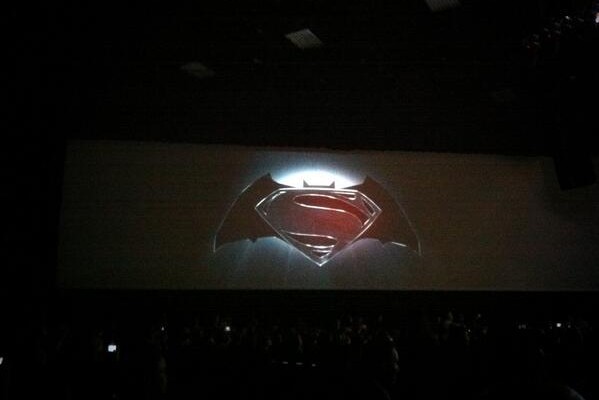 BATMAN & SUPERMAN Movie Confirmed.  We’ve Got VIDEO!