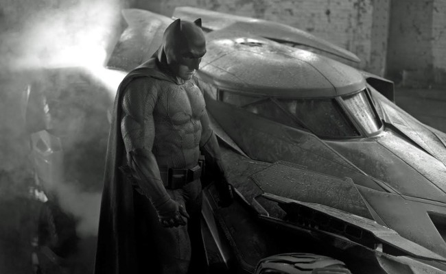 Ben Affleck’s Leaked BRUCE WAYNE Pic Looks Like Every Other White Guy In a Suit