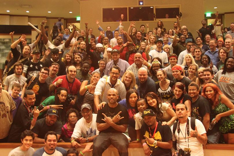 DMC took a selfie with the entire audience at his panel.  You get an official no-prize if you find me.