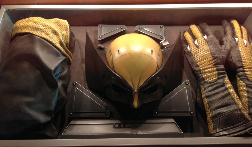 Wolverine-yellow-costume-2