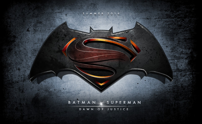 Zack Snyder Reveals Never-Before-Seen BATMAN V SUPERMAN Footage