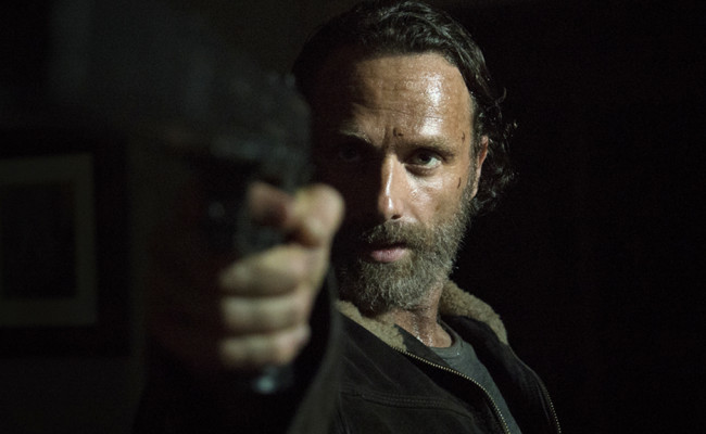 THE WALKING DEAD “Four Walls and a Roof” Review