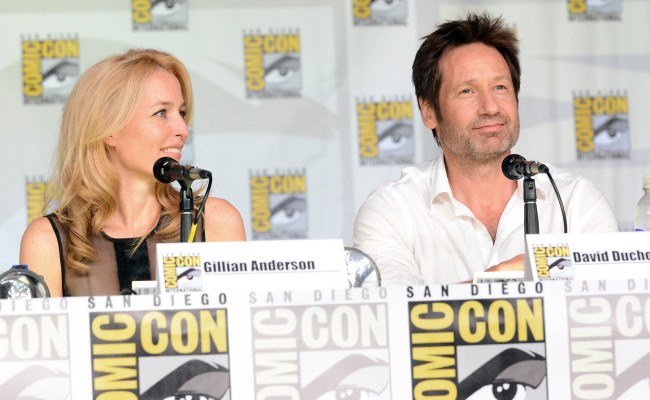THE X-FILES will be RETURNING to TV!