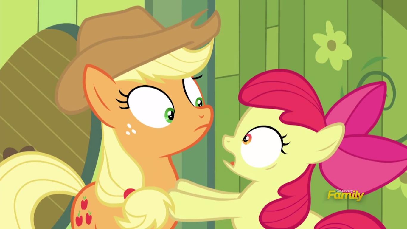 Apple_Bloom_freaking_out_in_front_of_Applejack_S05E04