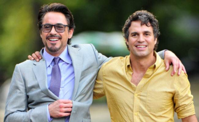 Ruffalo and Downey JR. Are Too Adorable In AGE OF ULTRON Pics