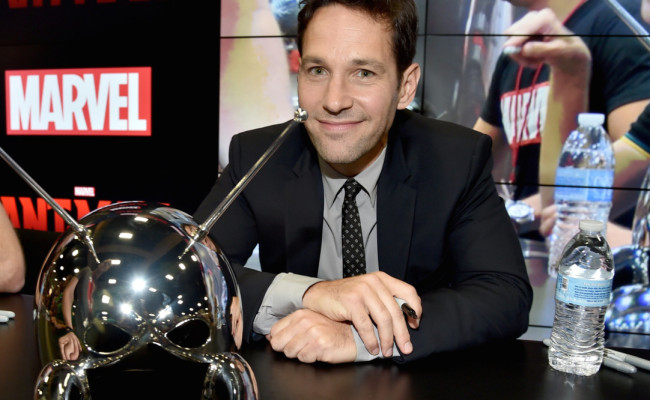 Paul Rudd Is Too Ripped for His ANT-MAN Costume