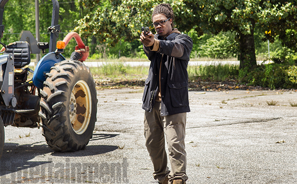 New Characters are Hooking Up With THE WALKING DEAD