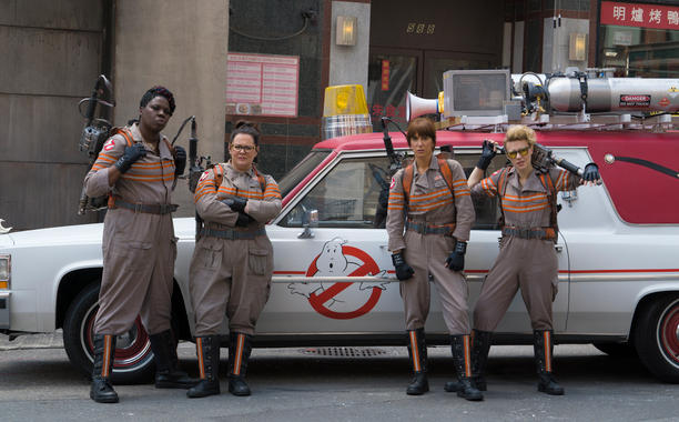 New GHOSTBUSTERS Set Photos Feature All Five Main Characters